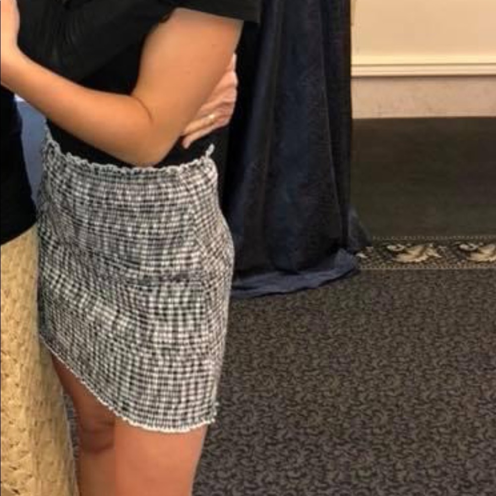 Falling Love gingham skirt